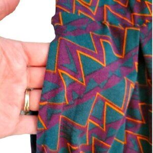 NWT LULAROE MADISON ZIG ZAG SKIRT W/ POCKETS SZ. M